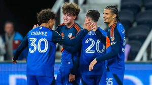 Jugadores de FC Cincinnati celebran gol ante Universidad O&M en el TQL Stadium, Concacaf Champions Cup 2026