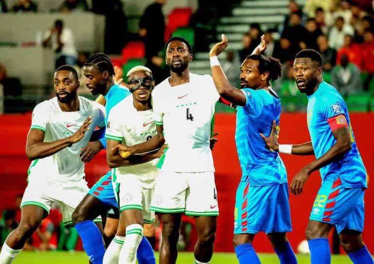 Jugadores de Nigeria en el partido de repechaje africano ante República Democrática del Congo