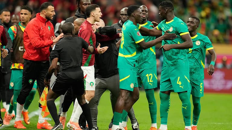 La CAF le quita la Copa Africana a Senegal y le otorga el campeonato a Marruecos