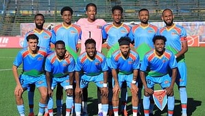 Selección nacional de Eritrea posando para la foto oficial de equipo