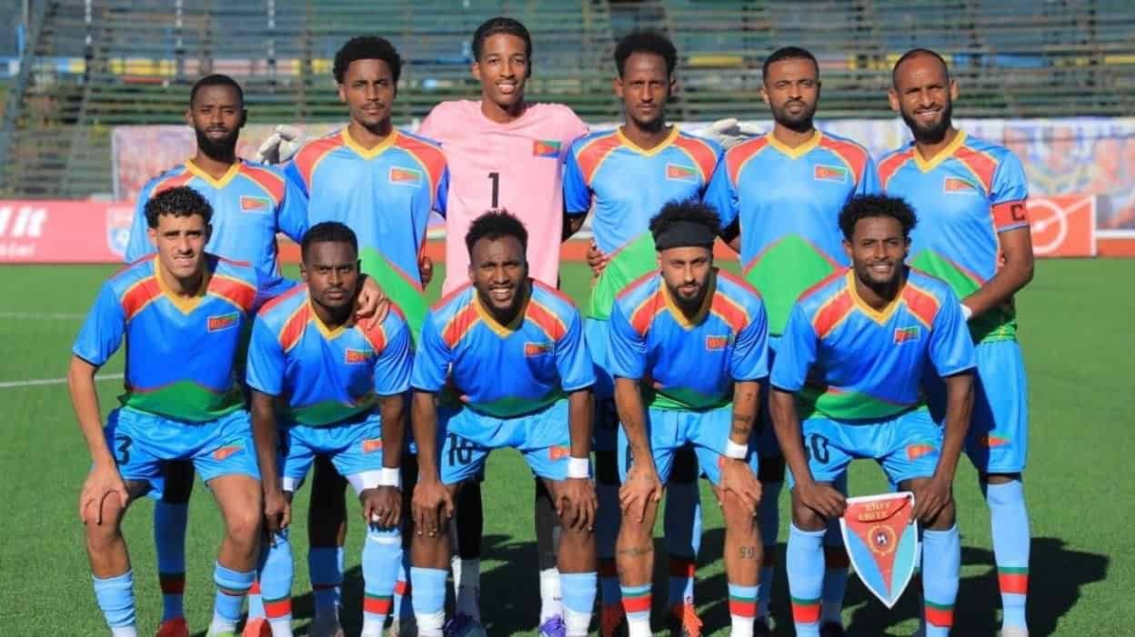 Selección nacional de Eritrea posando para la foto oficial de equipo