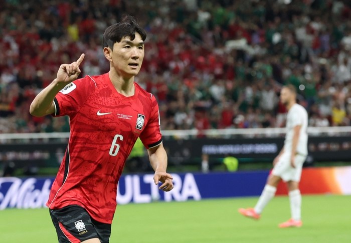 Hwang In-beom celebra su gol ante Chequia en el Mundial 2026 en el Estadio Akron de Guadalajara