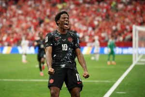 Canadá celebra la goleada 6-0 sobre Qatar en el BC Place de Vancouver por el Mundial 2026