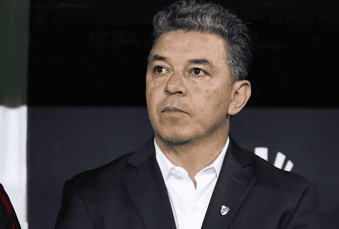 Marcelo Gallardo en una conferencia de prensa
