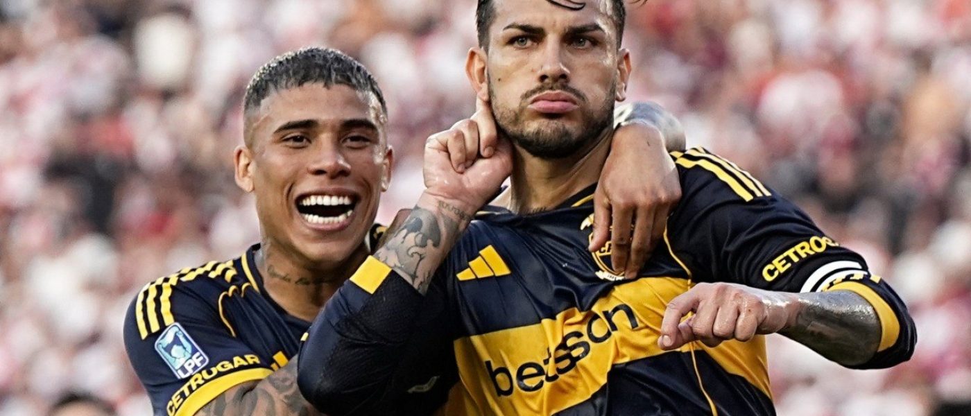 Leandro Paredes festeja su gol de penal en el Superclásico Boca vs River en el Monumental