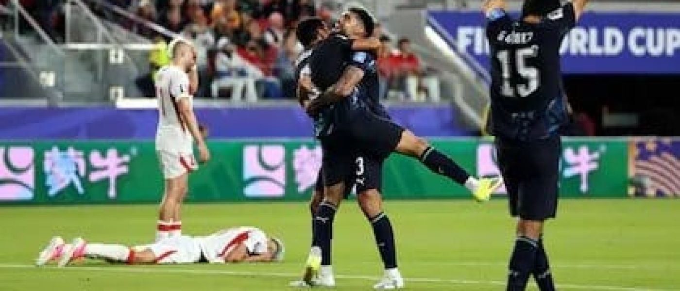 Jugadores de Paraguay celebran el gol de Matías Galarza contra Turquía en el Mundial 2026