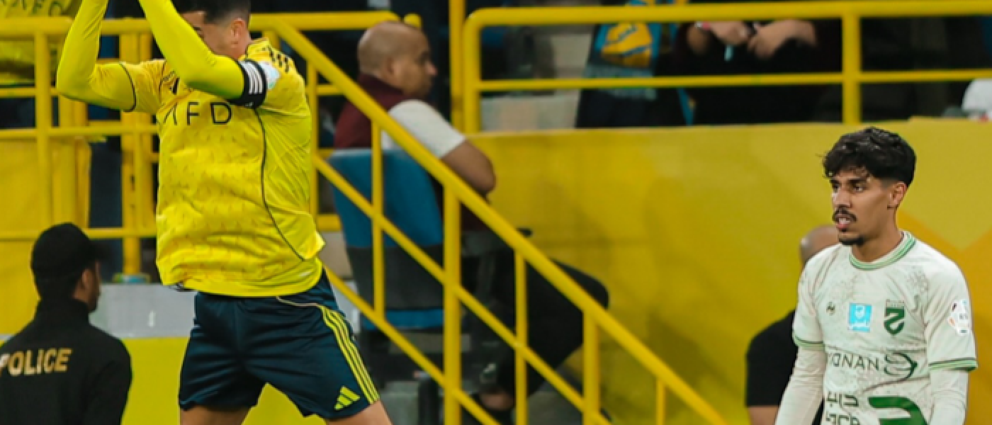 Cristiano Ronaldo festeja su gol ante Al-Hazem