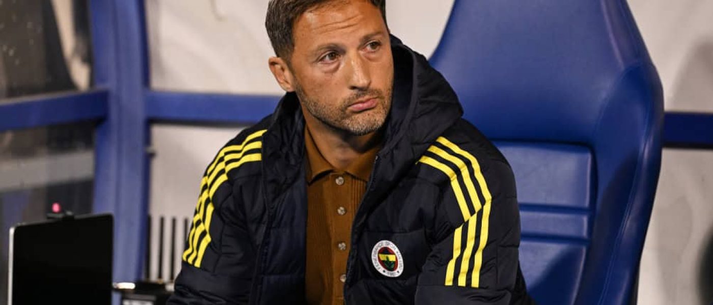 Domenico Tedesco fue destituido como entrenador del Fenerbahce.