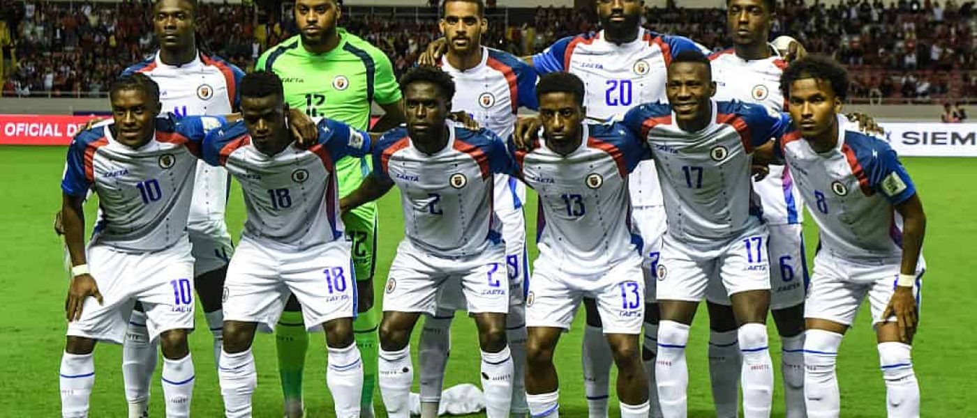 Haiti's players pose for a team photo ahead of the 2026 FIFA World Cup Concacaf qualifier football match between Costa Rica and Haiti at the National Stadium in San Jose on September 9, 2025. (Photo by Ezequiel BECERRA / AFP) (Photo by EZEQUIEL BECERRA/AFP via Getty Images)