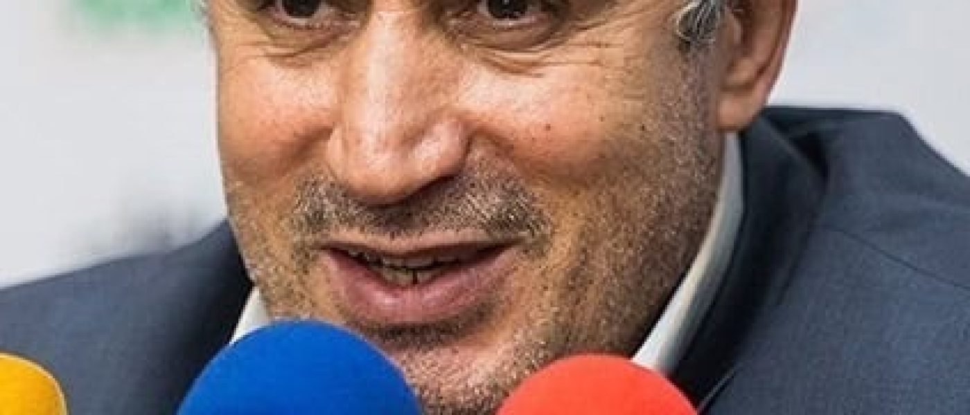 Mehdi Taj, presidente de la Federación Iraní de Fútbol, durante una conferencia de prensa