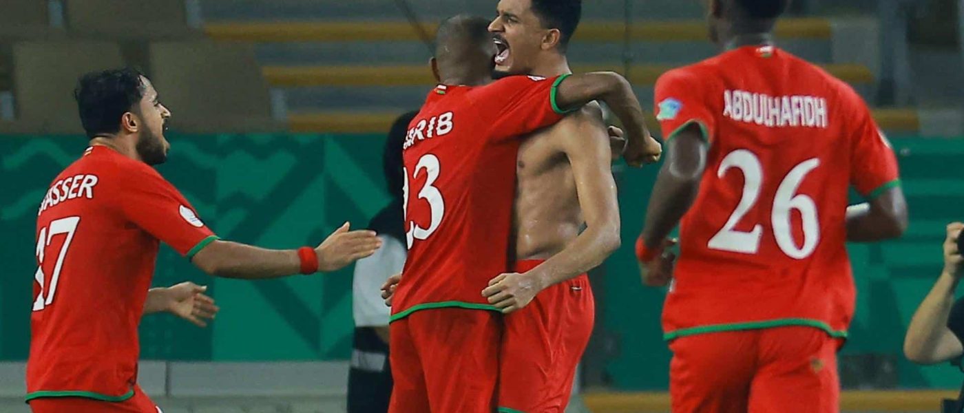 oman-clasificado